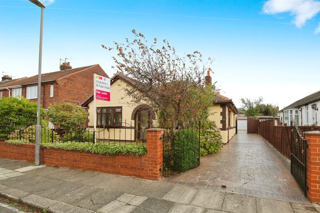 3 bed property, in Berkeley Avenue, £250,000