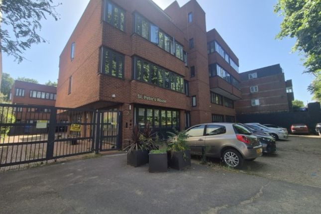 1 bed property, in 2 St. Peters House, £100,000