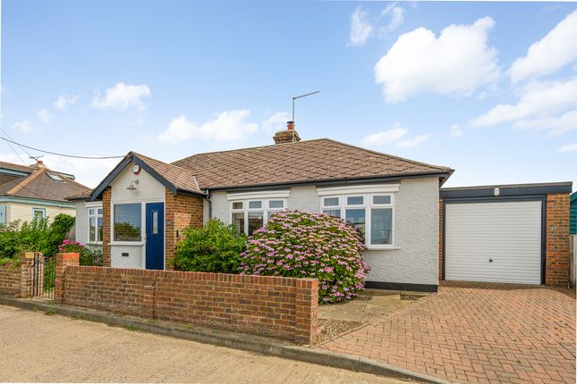 2 bed property, in Admiralty Walk, £650,000