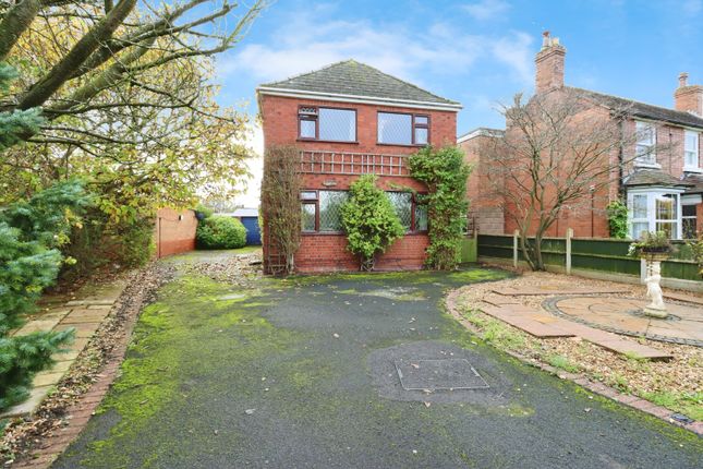 3 bed property, in Wellington Road, £280,000