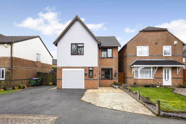 3 bed property, in Haskard Close, £375,000