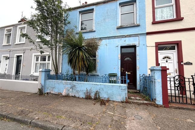 3 bed property, in Stratford Road, £90,000