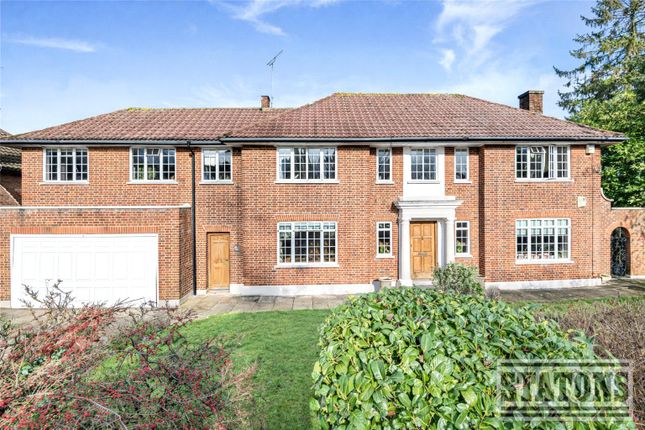 5 bed property, in Harmsworth Way, £2,495,000