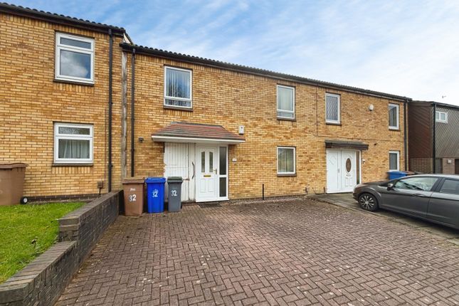 3 bed property, in Whitehaven Drive, £135,000