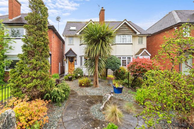 3 bed property, in Slater Road, £425,000
