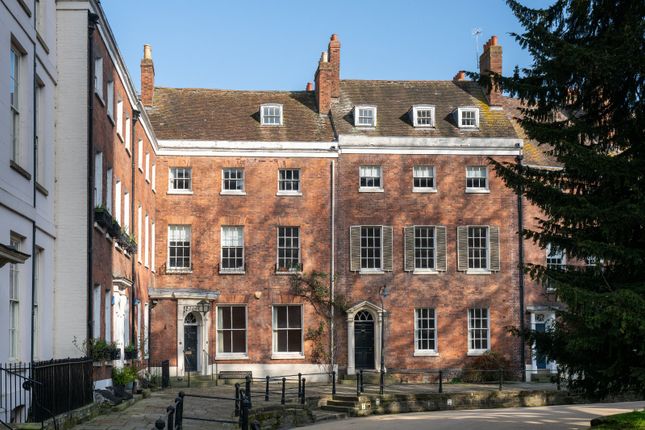 Studio, in Worcester, £400,000