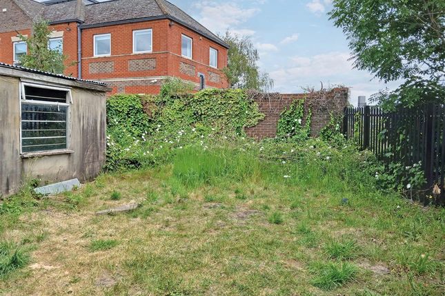 Land, in Bartholomew Street, £90,000