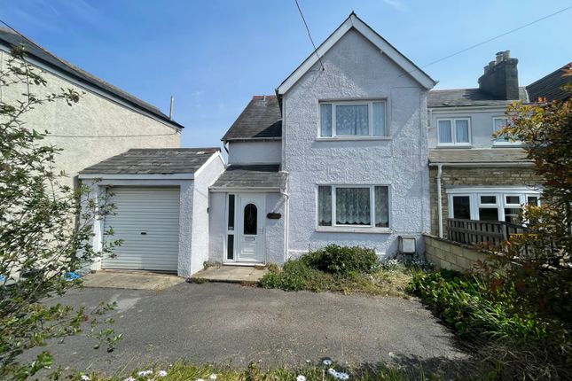 3 bed property, in Siddington Road, £350,000