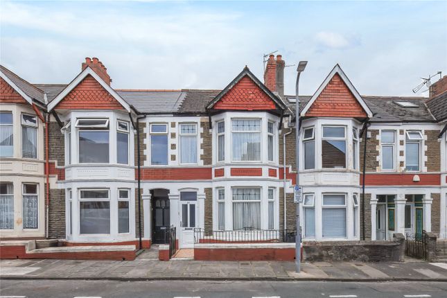 3 bed property, in Pentyrch Street, £300,000