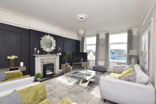3 bed property, in Seabrook Road, £350,000