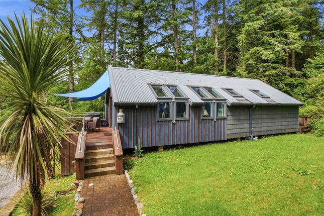2 bed property, in The Palms 1, £275,000