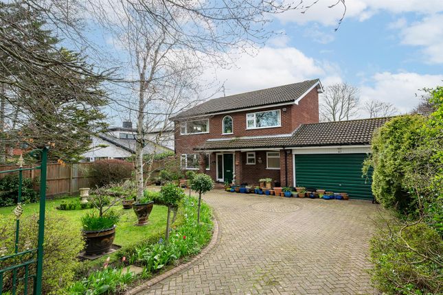 4 bed property, in Victoria Road, £935,000