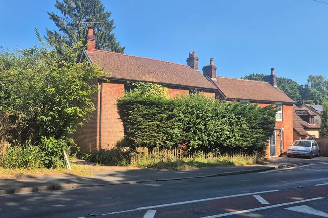 2 bed property, in West View, £150,000