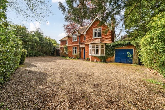 4 bed property, in Gally Hill Road, £850,000