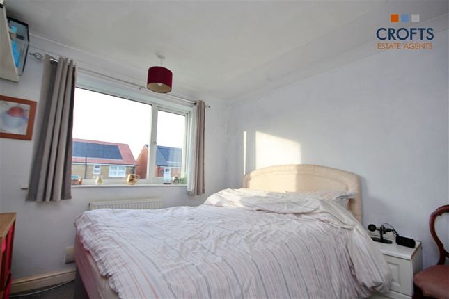 3 bed property, in Viking Close, £115,000