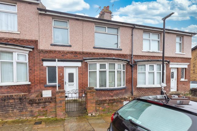 3 bed property, in Avondale Road, £240,000