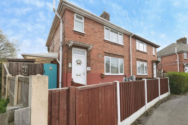 3 bed property, in Lamb Crescent, £180,000