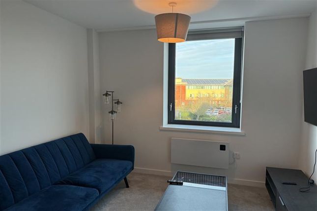 1 bed property, in Luna, £195,000