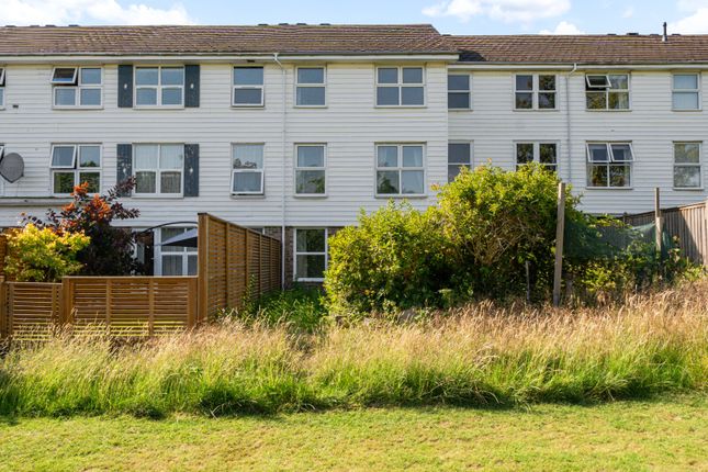 4 bed property, in Berystede, £697,500