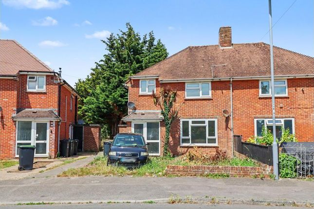 1 bed property, in Flat 28 Edward Road, £55,000
