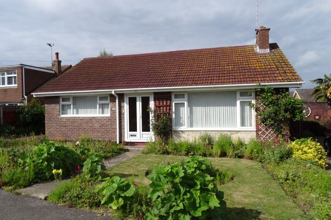 2 bed property, in South Court Drive, £380,000