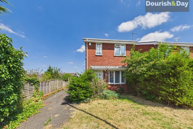 2 bed property, in Whittingham Drive, £200,000