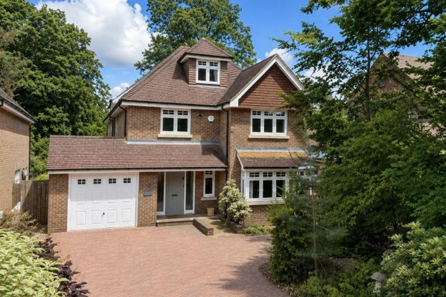 5 bed property, in Claremont Avenue, £900,000