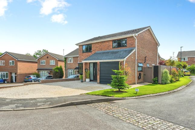 4 bed property, in Ingham Drive, £450,000