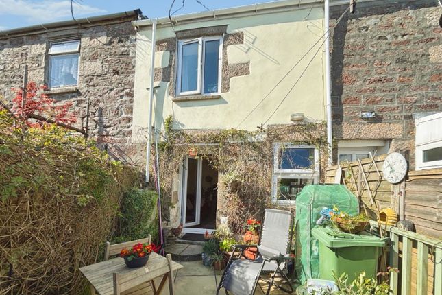 2 bed property, in Carharrack, £245,000