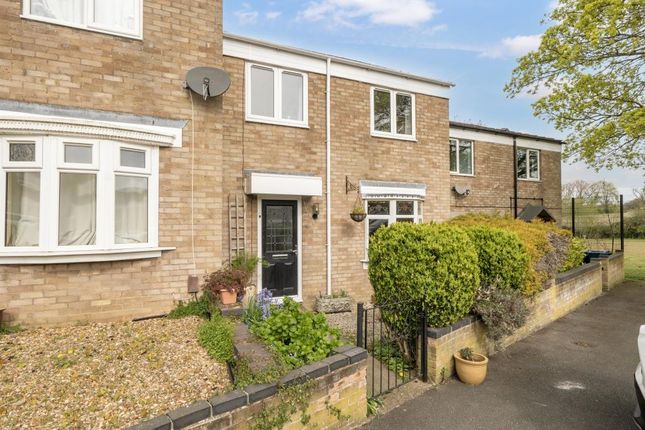 2 bed property, in Headington, £375,000