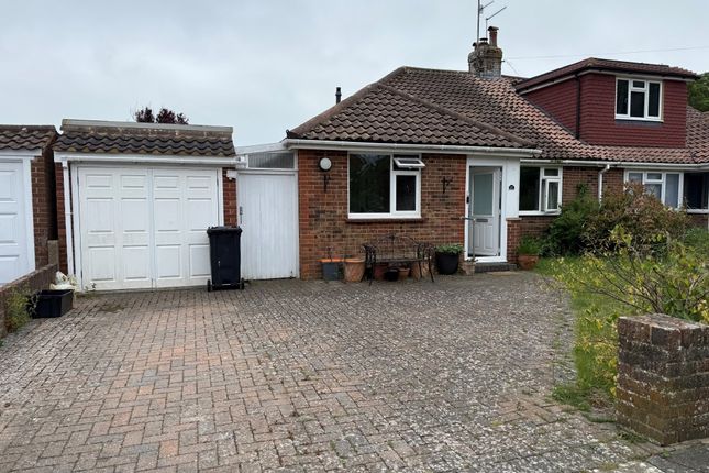 2 bed property, in 27 Meadow Close, £350,000