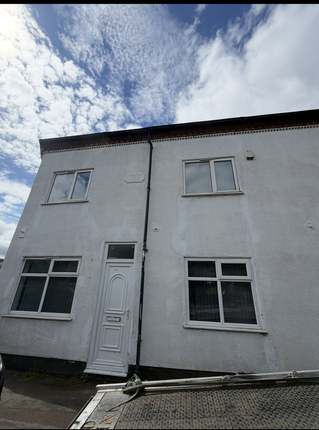 2 bed property, in Beaumanor Road, £160,000