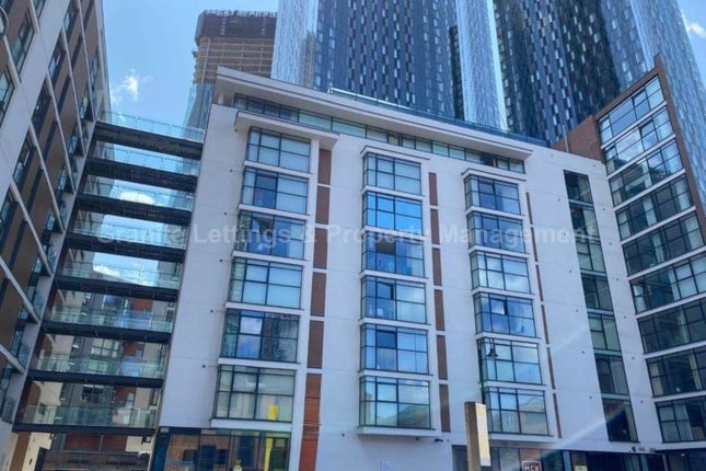 2 bed property, in Hill Quays, £225,000