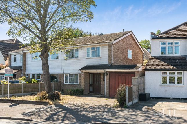 4 bed property, in A Brentwood Road, £575,000