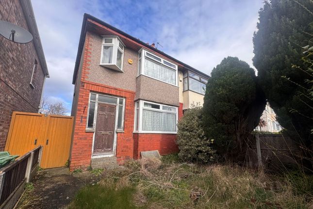 3 bed property, in 39 Rockbank Road, £115,000