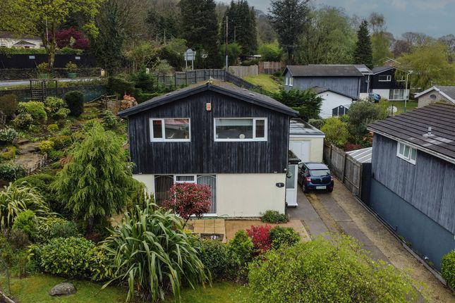 3 bed property, in Bryngwennol, £330,000