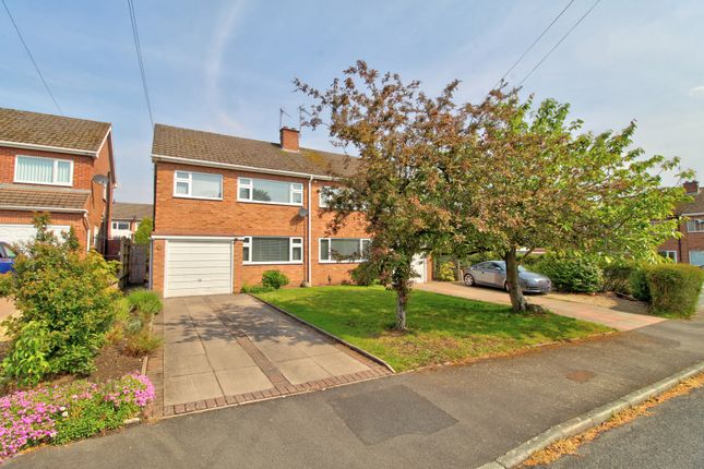 3 bed property, in Birmingham Road, £290,000