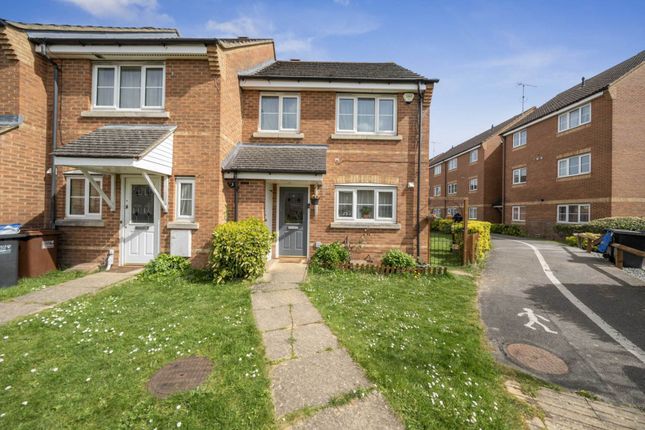 3 bed property, in Gorseway, £450,000