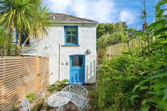 2 bed property, in Little Petherick, £275,000