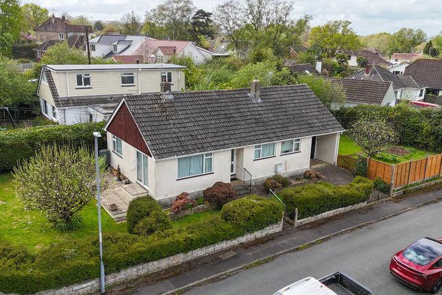3 bed property, in Sandy Close, £450,000