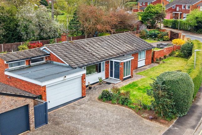3 bed property, in Chancellors Road, £780,000