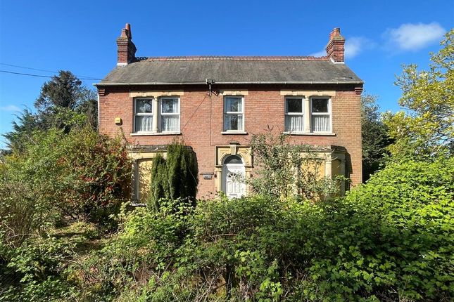 3 bed property, in Wisbech Road, £110,000