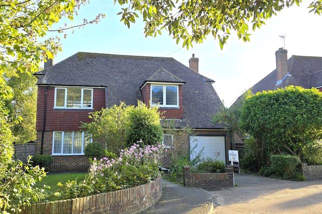 3 bed property, in Denbigh Close, £475,000