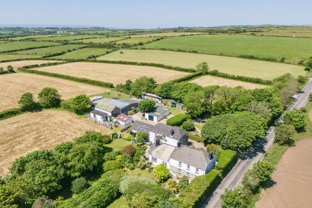 5 bed property, in Crelly, £795,000