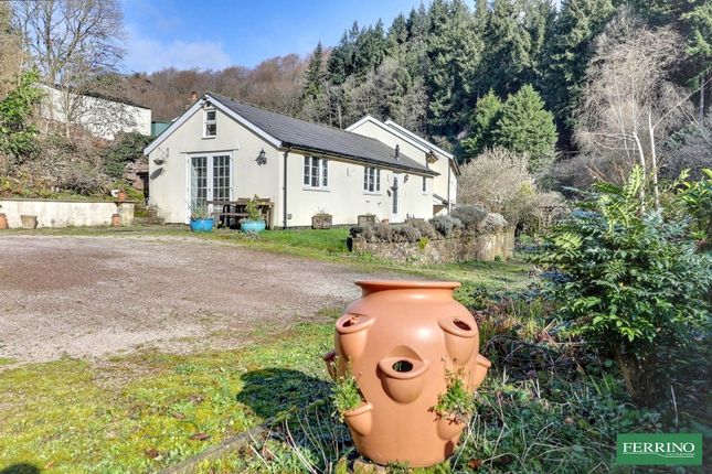 4 bed property, in (With 2 Bed Annex), £750,000
