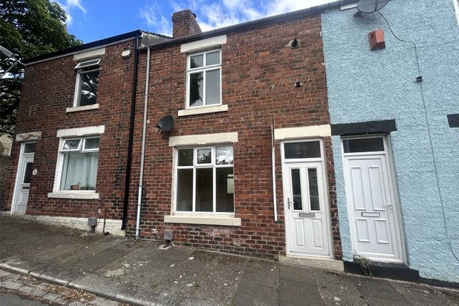 2 bed property, in Thomas Street, £45,000