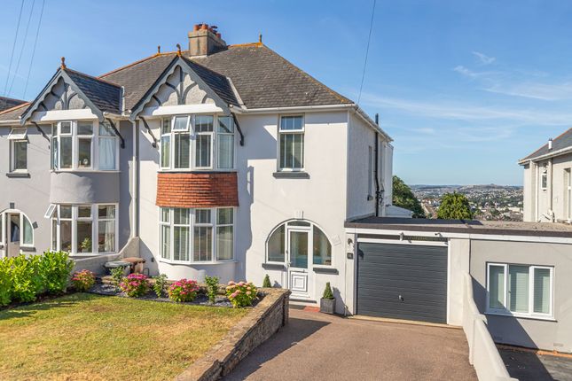 4 bed property, in Quinta Road, £495,000