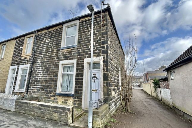 3 bed property, in Haydock Street, £105,000