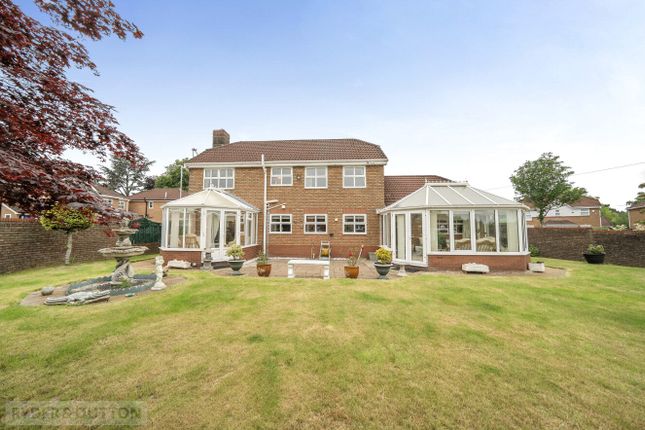 4 bed property, in Rosethorns Close, £525,000