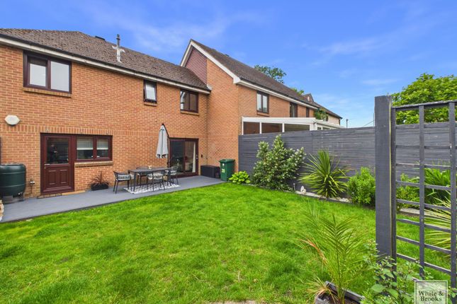 3 bed property, in Mosse Gardens, £340,000